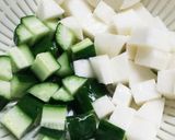 きゅうりと長芋の梅肉おかかあえ作り方1写真