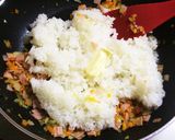 簡単ランチ♡カルボナーラ風＊コンソメ炒飯作り方5写真
