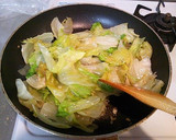 簡単中華☆レタスのオイスターソース炒め！作り方5写真
