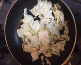 蒸し焼きキャベツのチーズトースト作り方1写真
