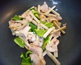 豚バラと牛蒡スティックのピリ辛炒め作り方5写真