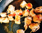 ☆居酒屋風！簡単ぶたトマまきまき☆作り方5写真