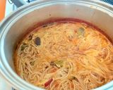 トマト🍅と夏野菜のワンパン❣️サンラータン煮麺作り方4写真