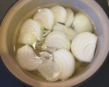 ツナ缶まるごと☆新たまねぎのおみそ汁作り方2写真