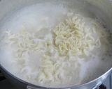 キャベツとウインナーのカレー塩らーめん作り方4写真