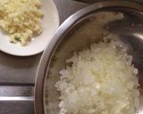 ピリ辛！肉味噌サラダうどん作り方1写真