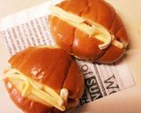 朝食やランチに♪ロールパンdeミニドッグ作り方1写真