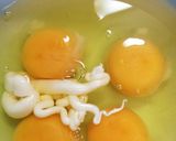 ピンクかまぼこの卵焼き作り方1写真