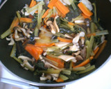 小松菜と しめじ エリンギの胡麻油炒め！作り方5写真