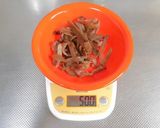 簡単★生きくらげと魚ニソのマヨポン炒め✿作り方1写真
