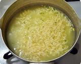 ささみと玉葱のカレー炒めのせ塩らーめん作り方7写真