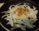 簡単♡節約！　焼き鳥缶詰で卵とじ作り方1写真