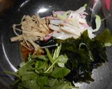 わかめ×かまぼこ×えのき×三つ葉の酢の物作り方4写真