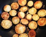 とろぉ〜り温玉のっけ茄子とひき肉のカレー作り方5写真