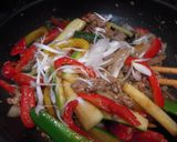 牛肉と夏野菜のオイスター炒め作り方9写真