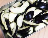 なすと豚バラのソース炒め作り方1写真