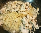 白滝でがっつり低カロ♪豚キムチ☆温玉のせ作り方3写真