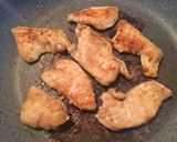 驚きの柔らかさ！鶏ムネ肉の蜂蜜味噌漬け作り方5写真