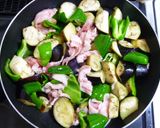 豚こま切れ肉･なす･ピーマンの味噌炒め作り方5写真