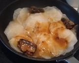 イワシ缶詰で、ヒラヒラ大根の味噌煮作り方2写真