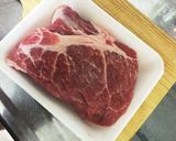 豚肩ブロック肉で彩りチンジャオロース作り方1写真