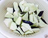 調味料二つだけ！？なすと豚肉の味噌炒め作り方2写真