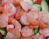 簡単！夏野菜とエビのアボカドサラダ作り方4写真