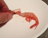 甘エビのミソをつけたまま殻を剥く方法作り方4写真