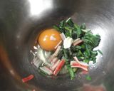 カニカマ入りニラ玉のせ塩ラーメン作り方2写真