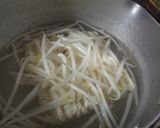 カニカマ入りニラ玉のせ塩ラーメン作り方4写真