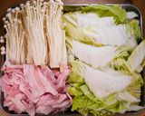 豚バラ白菜とえのきのバタポン炒め😋🍚作り方1写真