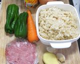 三種の野菜と合挽き肉のガーリックライス作り方1写真