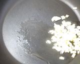 三種の野菜と合挽き肉のガーリックライス作り方3写真