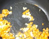 三種の野菜と合挽き肉のガーリックライス作り方4写真