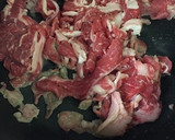 牛肉とレタスのオイスターソース炒め。作り方1写真