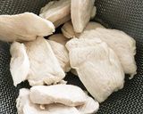 鶏むね肉で簡単茹で鶏！味噌ダレ作り方4写真