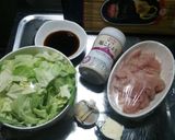 ～＊鶏ﾑﾈとｷｬﾍﾞﾂのﾊﾞﾀｰ醤油＊～作り方1写真