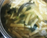 油揚げと長ネギとわかめのお味噌汁作り方4写真