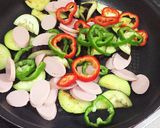 暑い夏限定！夏野菜de彩焼きそば作り方4写真