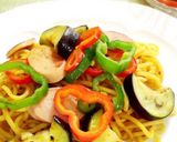 暑い夏限定！夏野菜de彩焼きそば作り方7写真