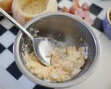 半熟卵パンカップ＊ツナ＆トマトウインナー作り方4写真