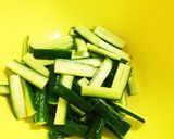 レタスときゅうりの叙々苑風ガリウマサラダ作り方3写真