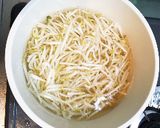 昆布茶で、もやしのおかか和え作り方1写真