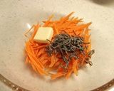 ３ステップ♪人参の塩昆布バター和え作り方2写真