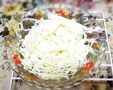 簡単こんがり目玉焼キャベツﾓﾘﾓﾘサラダ作り方1写真