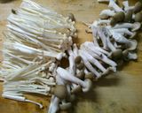 簡単!ごぼうと きのこのアジア風スープ♪作り方1写真