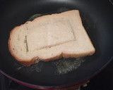 ＊簡単、朝ごはんに＊目玉焼きトースト作り方3写真