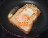 ＊簡単、朝ごはんに＊目玉焼きトースト作り方4写真