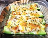 チーズとツナをキュウリのボートにのせて作り方4写真