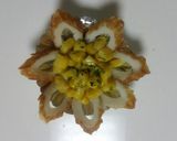 簡単☆ちくわとコーンでひまわり作り方7写真